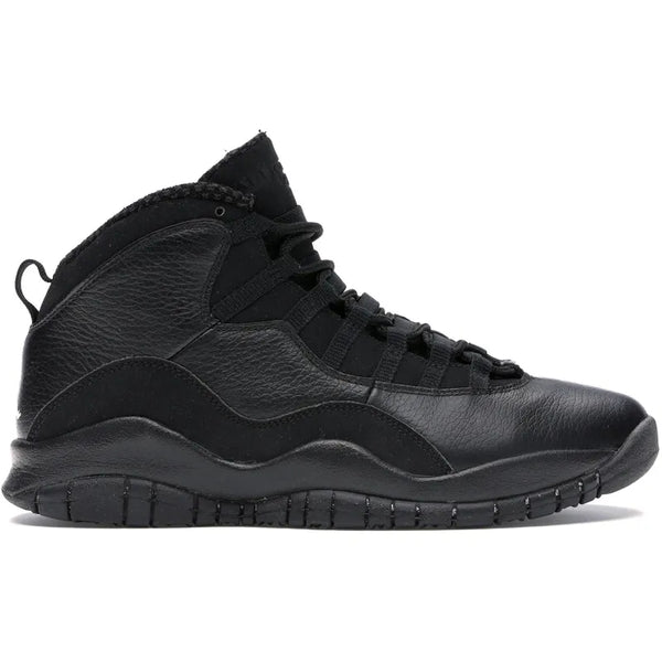 AJ 10 “Blackout”