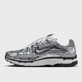 Nike p-600 plateadas