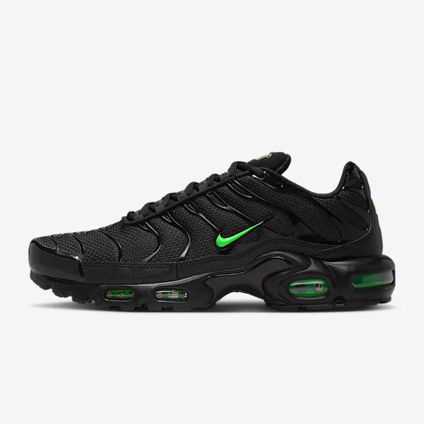 NK AM Plus Tn Black Green Strike