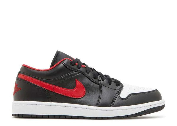 AJ 1 LOW ‘BLACK FIRE RED WHITE’