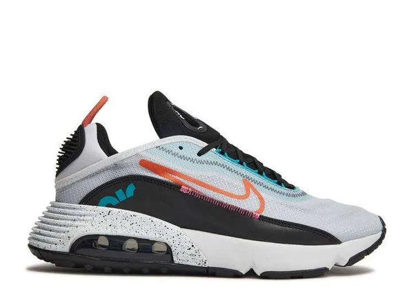 AM 2090 ‘WHITE TURF ORANGE SPECKLED’