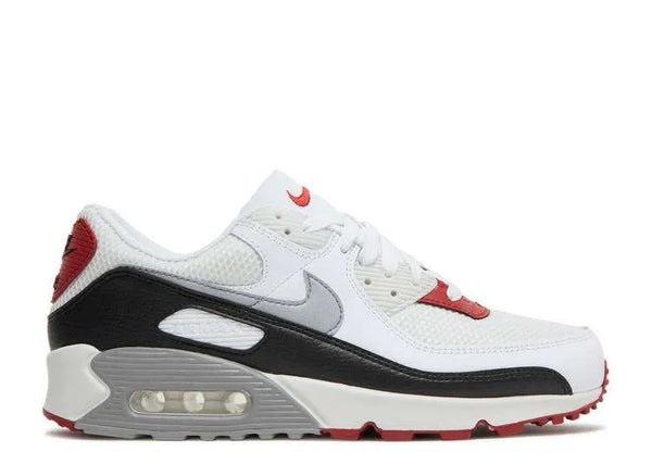AM 90 ‘PHOTON DUST VARSITY RED’