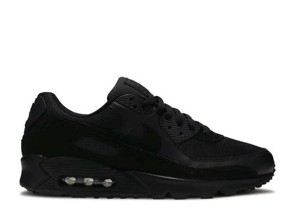 AM 90 ‘TRIPLE BLACK’