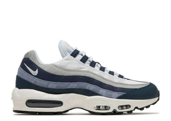 AM 95 ‘MIDNIGHT NAVY’