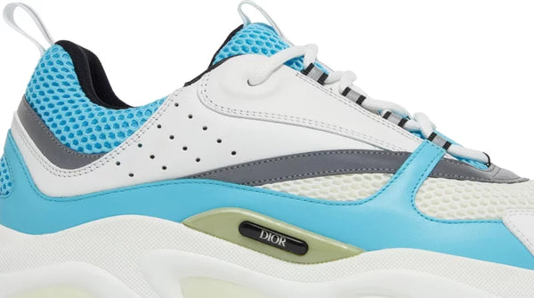 D B22 ‘WHITE LIGHT BLUE’