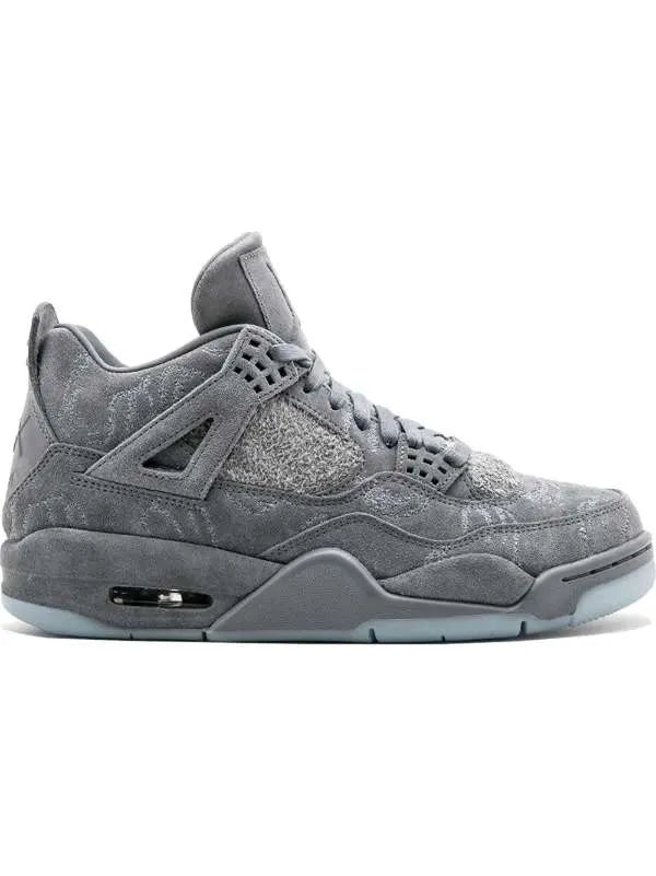 JR 4 KAWS ‘COOL GREY’
