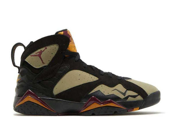 JR 7 ‘BLACK OLIVE’