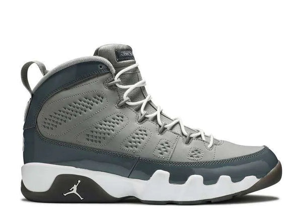JR 9 ‘COOL GREY’