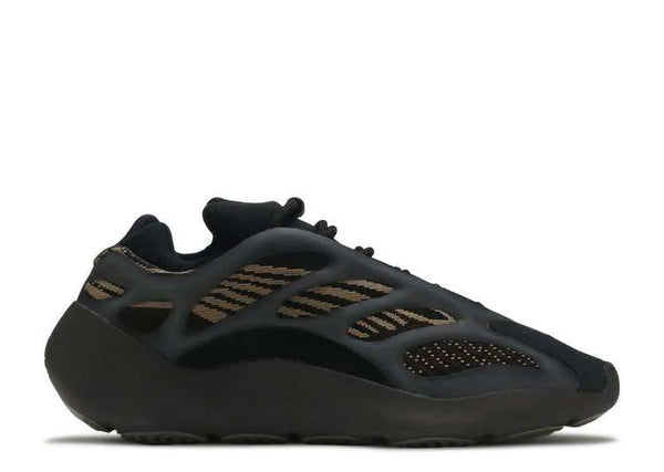 Y 700 V3 ‘CLAY BROWN’