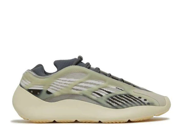 Y 700 V3 ‘FADE SALT’
