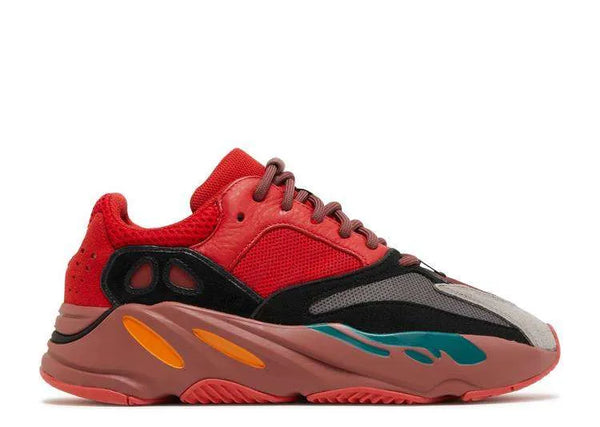Y BOOST 700 ‘HI-RES RED’
